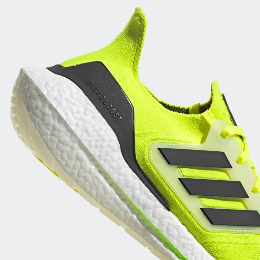 adidas Men's Ultraboost 22 Heat.rdy Running Shoes