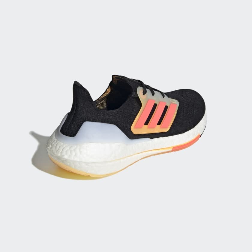 adidas Men's Ultraboost 22 Heat.rdy Running Shoes
